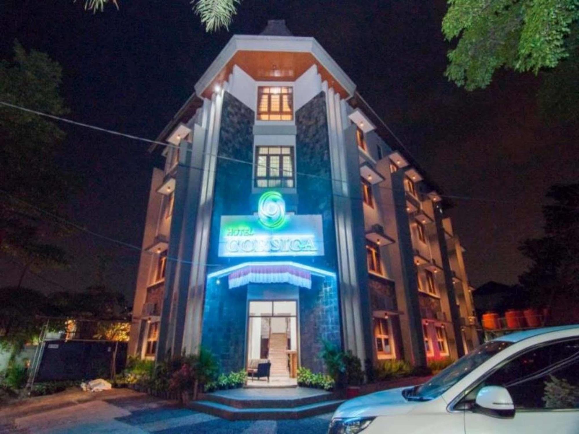Corsica Hotel Bandung Kültér fotó