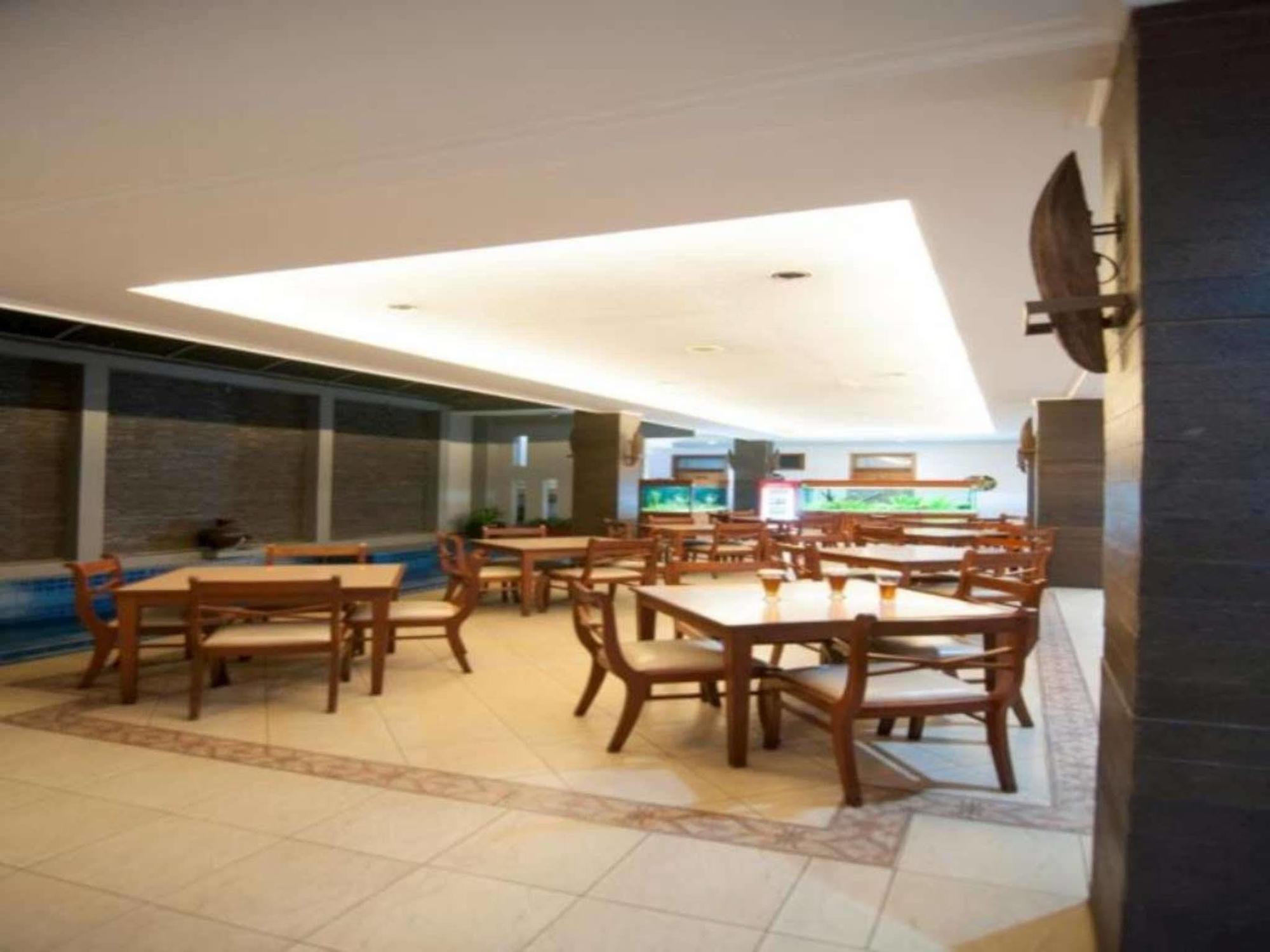 Corsica Hotel Bandung Kültér fotó